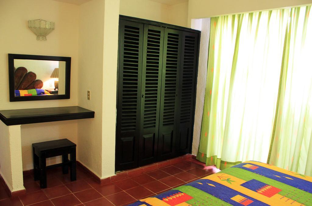 Suites Plaza del Rio - Family Hotel Malecón Centro Puerto Vallarta Exterior foto